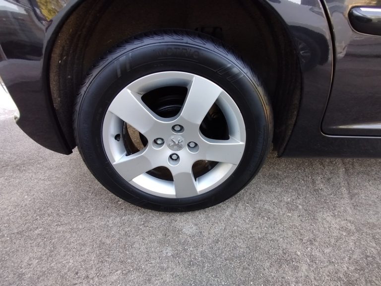 peugeot-207-segunda-mano-vigo-19