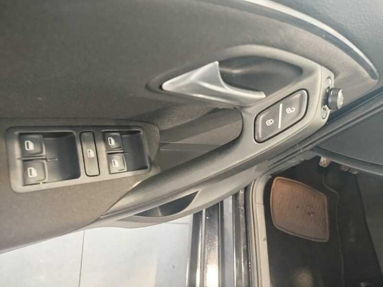 volkswagen-polo-segunda-mano-vigo-25