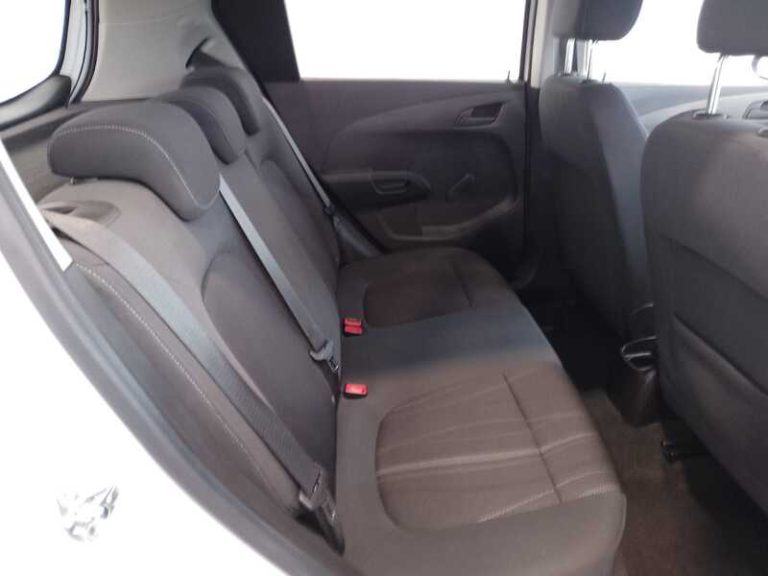 chevrolet-aveo-segunda-mano-vigo-10