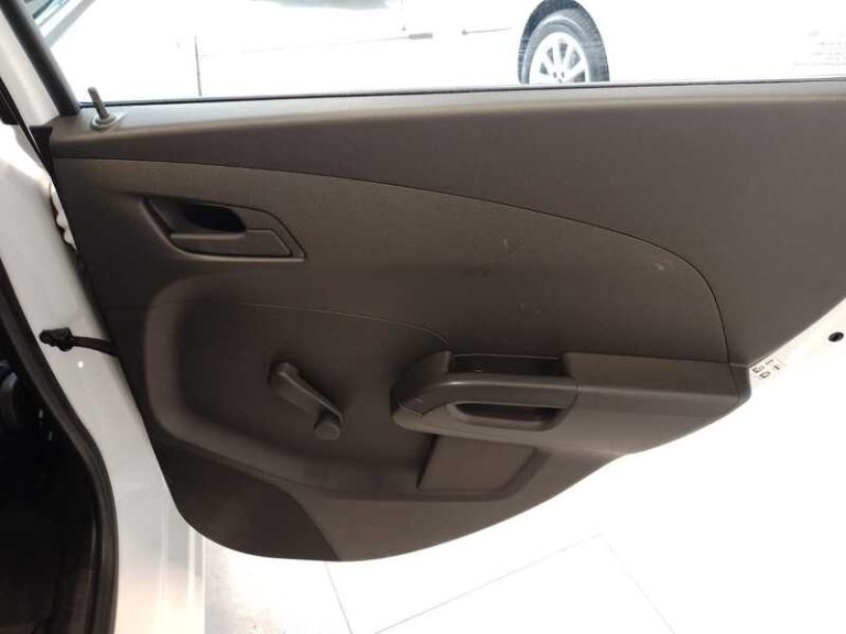 chevrolet-aveo-segunda-mano-vigo-20