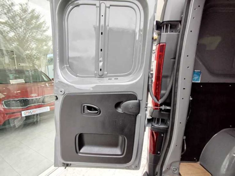 nissan-nv300-segunda-mano-vigo-21