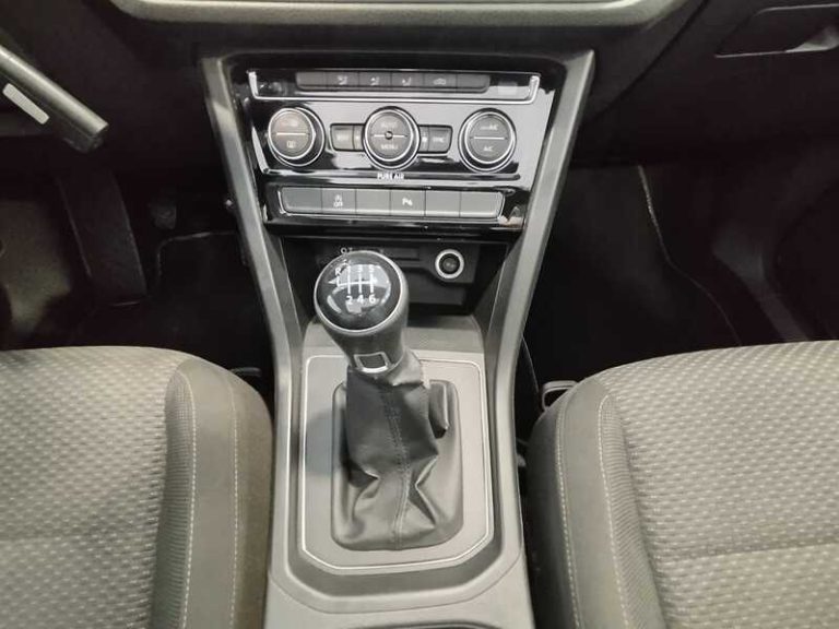 volkswagen-touran-segunda-mano-vigo-18