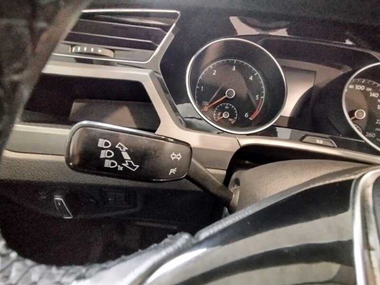 volkswagen-touran-segunda-mano-vigo-20