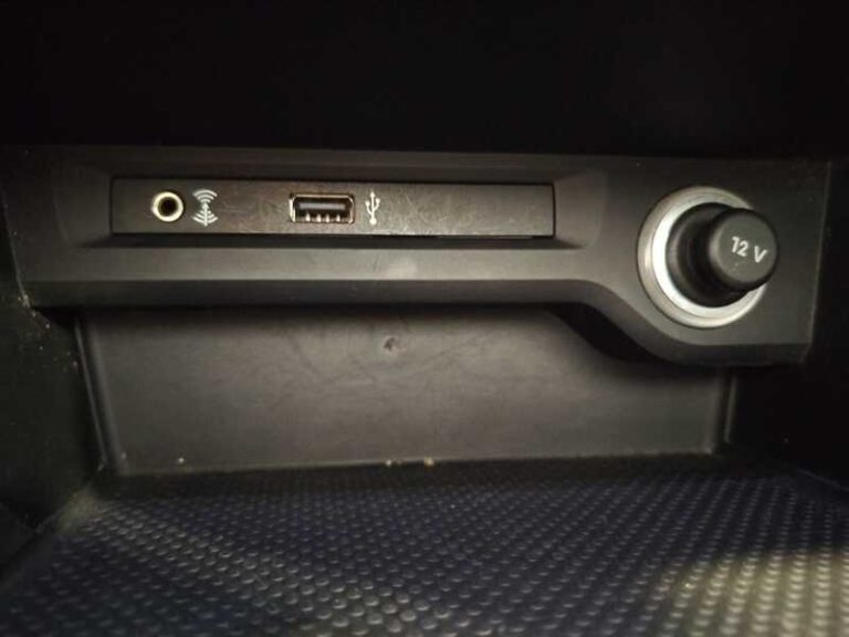 volkswagen-touran-segunda-mano-vigo-27