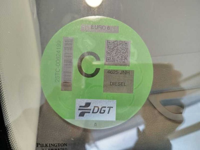 volkswagen-touran-segunda-mano-vigo-35