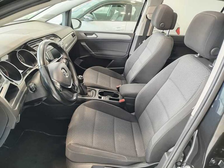 volkswagen-touran-segunda-mano-vigo-7