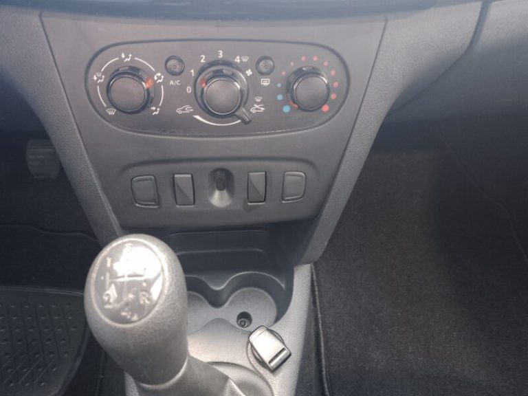 dacia-sandero-segunda-mano-vigo-14