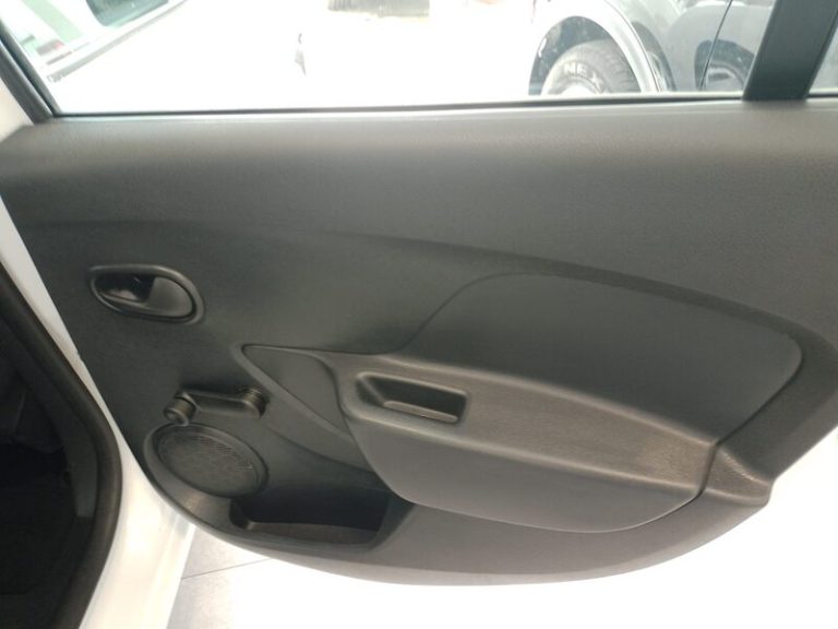 dacia-sandero-segunda-mano-vigo-21