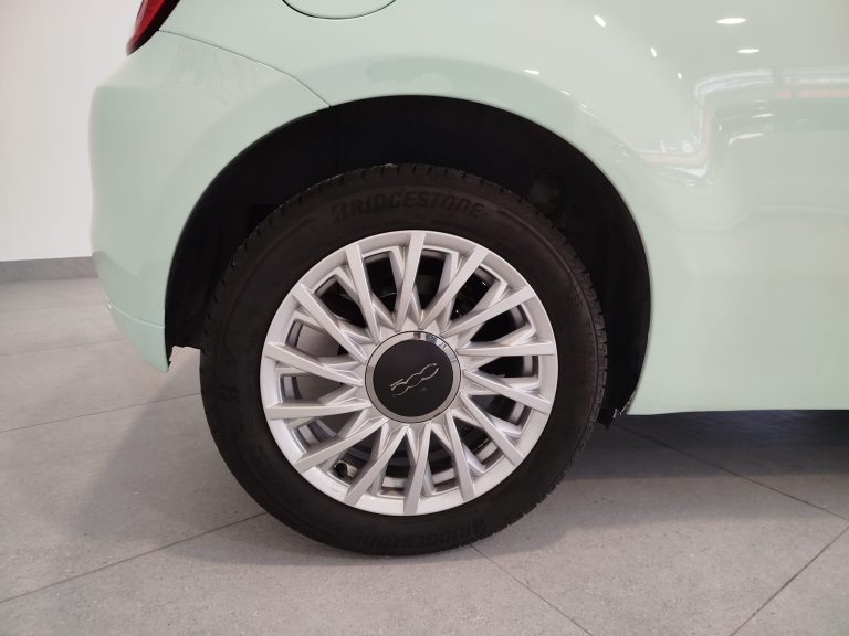 fiat-500-hibrido-segunda-mano-23