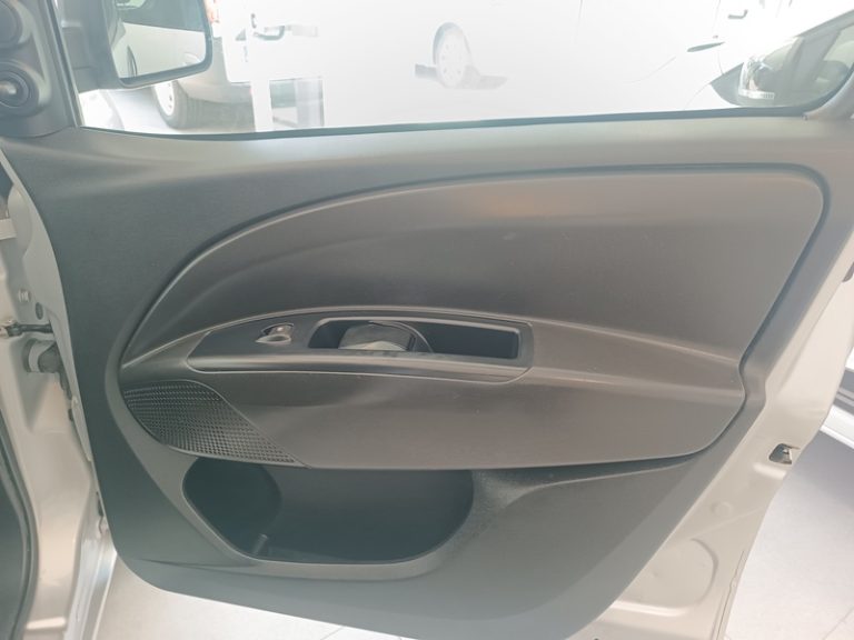 opel-combo-segunda-mano-vigo-22