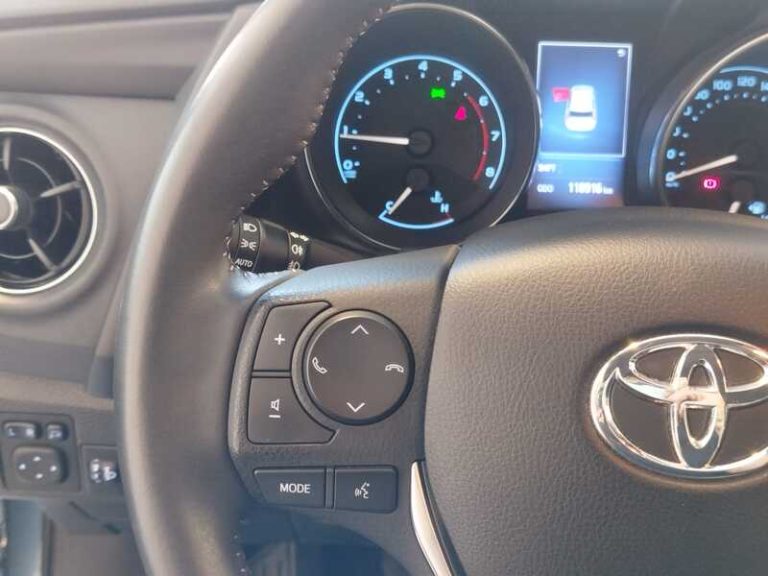 toyota-auris-segunda-mano-vigo-14