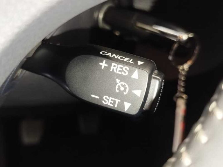 toyota-auris-segunda-mano-vigo-17
