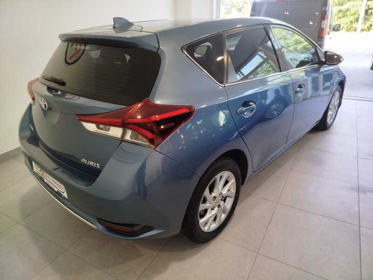 toyota-auris-segunda-mano-vigo-2