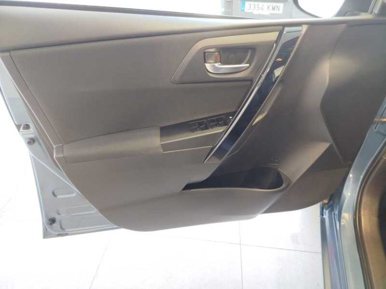 toyota-auris-segunda-mano-vigo-20