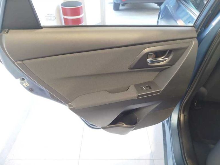 toyota-auris-segunda-mano-vigo-23
