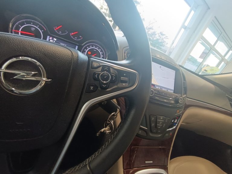 opel-insignia-segunda-mano-vigo-13