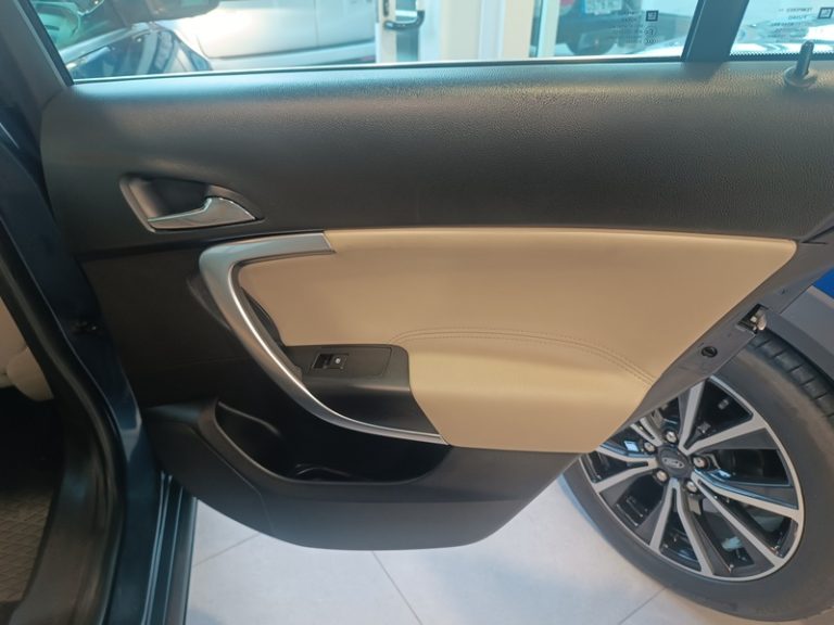 opel-insignia-segunda-mano-vigo-24