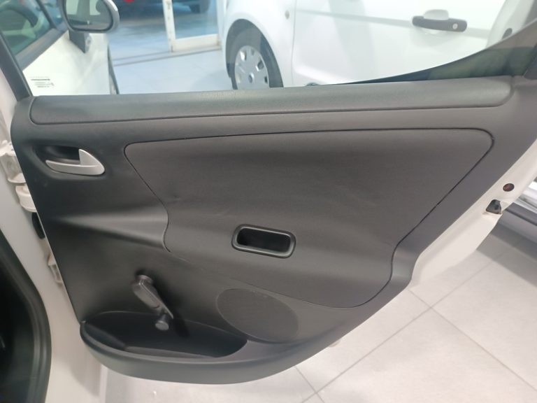 peugeot-207-segunda-mano-vigo-21