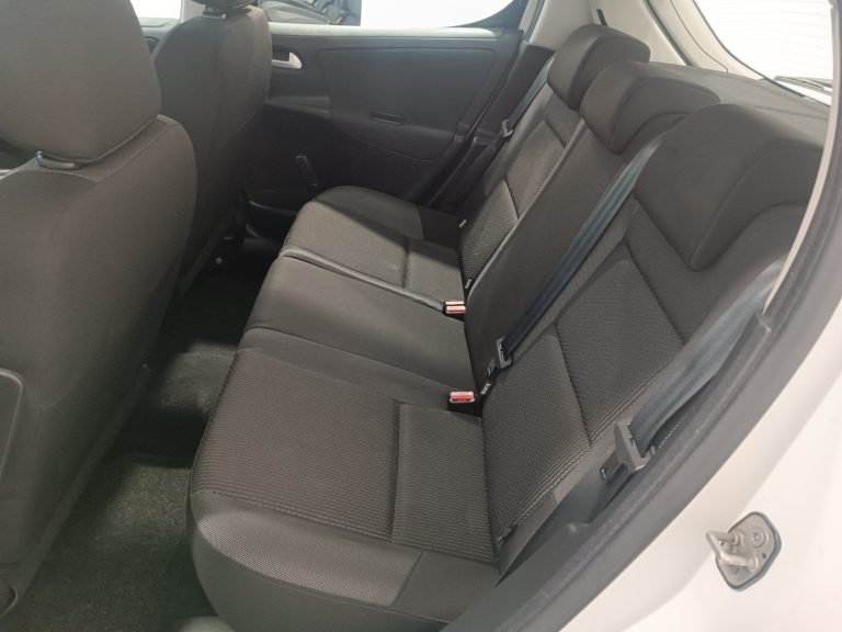 peugeot-207-segunda-mano-vigo-9